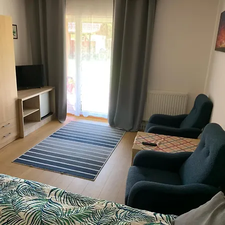 Janosikowka Restauracja ゲストハウス Kąty Rybackie