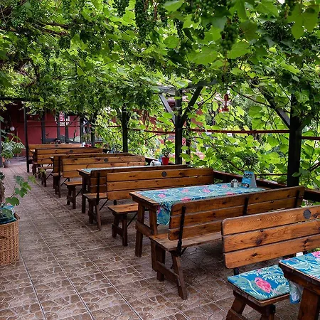 Janosikowka Restauracja ゲストハウス Kąty Rybackie