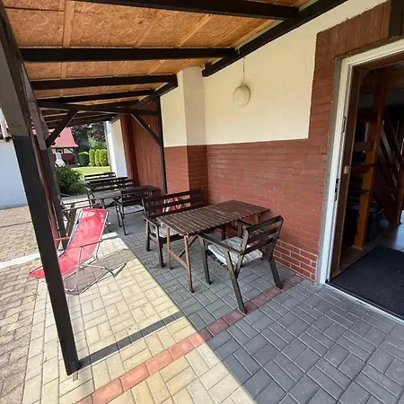 Janosikowka Restauracja ゲストハウス