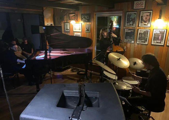 Janosikowka Restauracja Konukevi 3*